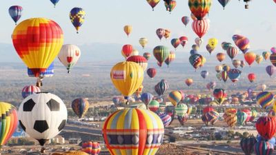 International Balloon Fiesta occurs once a year. // © 2015 iStock 2