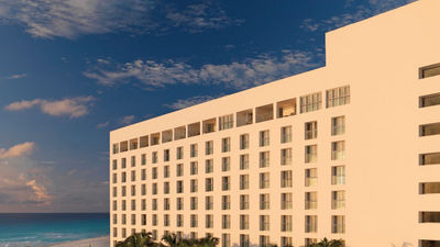 Couples are the target group for Palace Resorts properties, including Le Blanc Spa Resort. // © 2013 Le Blanc Spa Resort 3