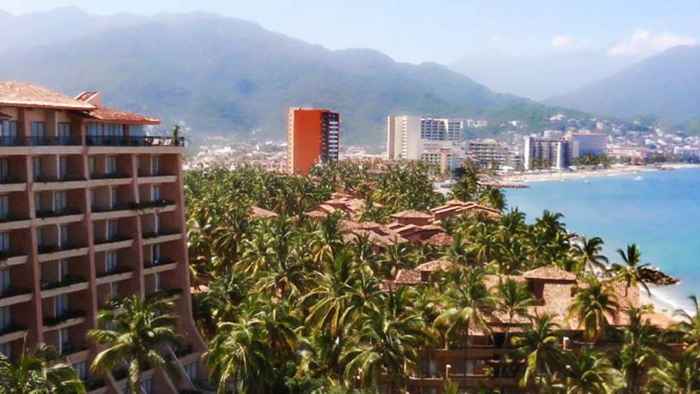 The Fiesta Americana // © 2014 Fiesta Americana Puerto Vallarta 2
