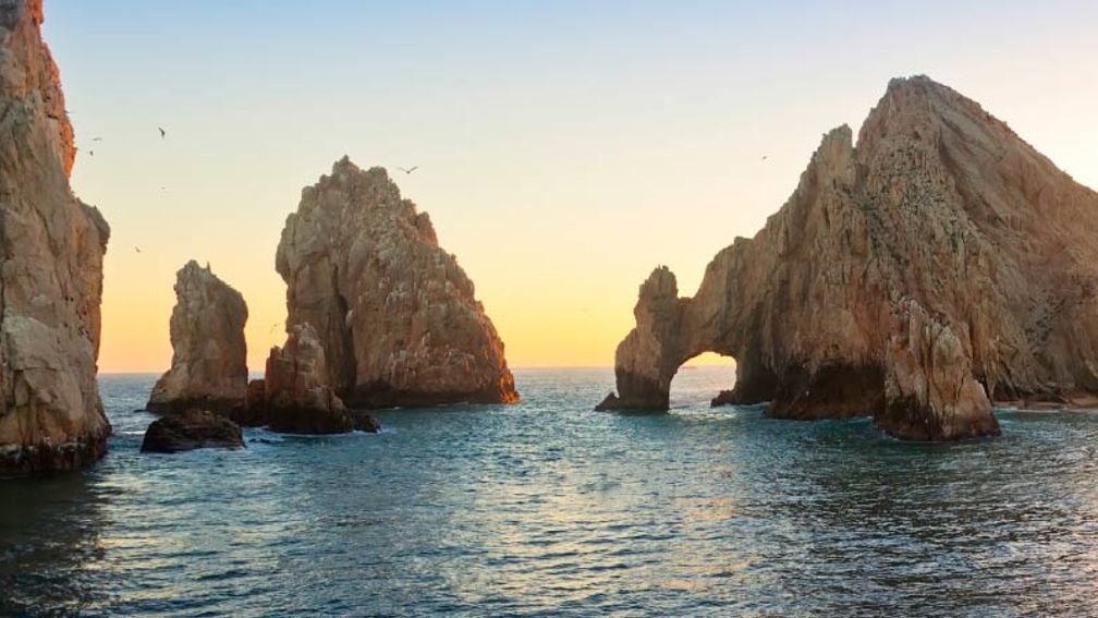 Los Cabos lies on Mexico’s Pacific coastline. // © 2015 Fallbrook 2