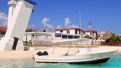 Puerto Morelos has a quiet beachtown vibe. // © 2015 Boat: Holbox 2