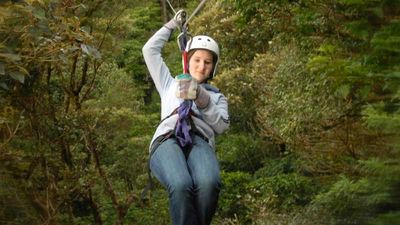 At Mi Chaparrita, guests will find a wide variety of exciting ziplines. // © 2014 zipline: Thinkstock/Ingram Publishing 2