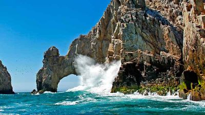 The soon-to-open Thompson Los Cabos hotel will offer views of the famous El Arco rock formation. // © 2014 Los Cabos Tourism Board 2