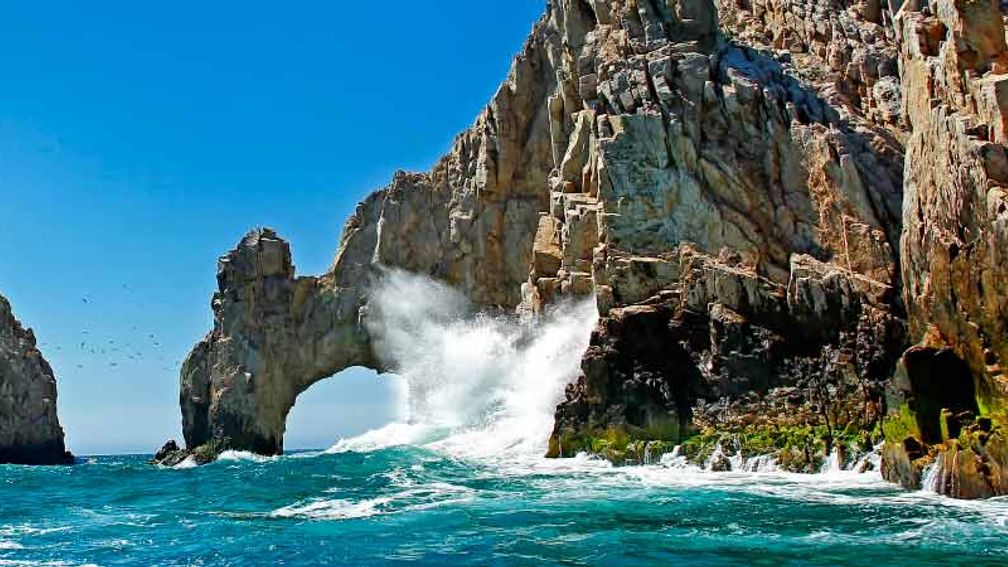 The soon-to-open Thompson Los Cabos hotel will offer views of the famous El Arco rock formation. // © 2014 Los Cabos Tourism Board 2