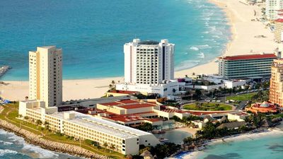 At least five new hotels have opened in Cancun this year. // © 2017 Cancun Convention and Visitors Bureau