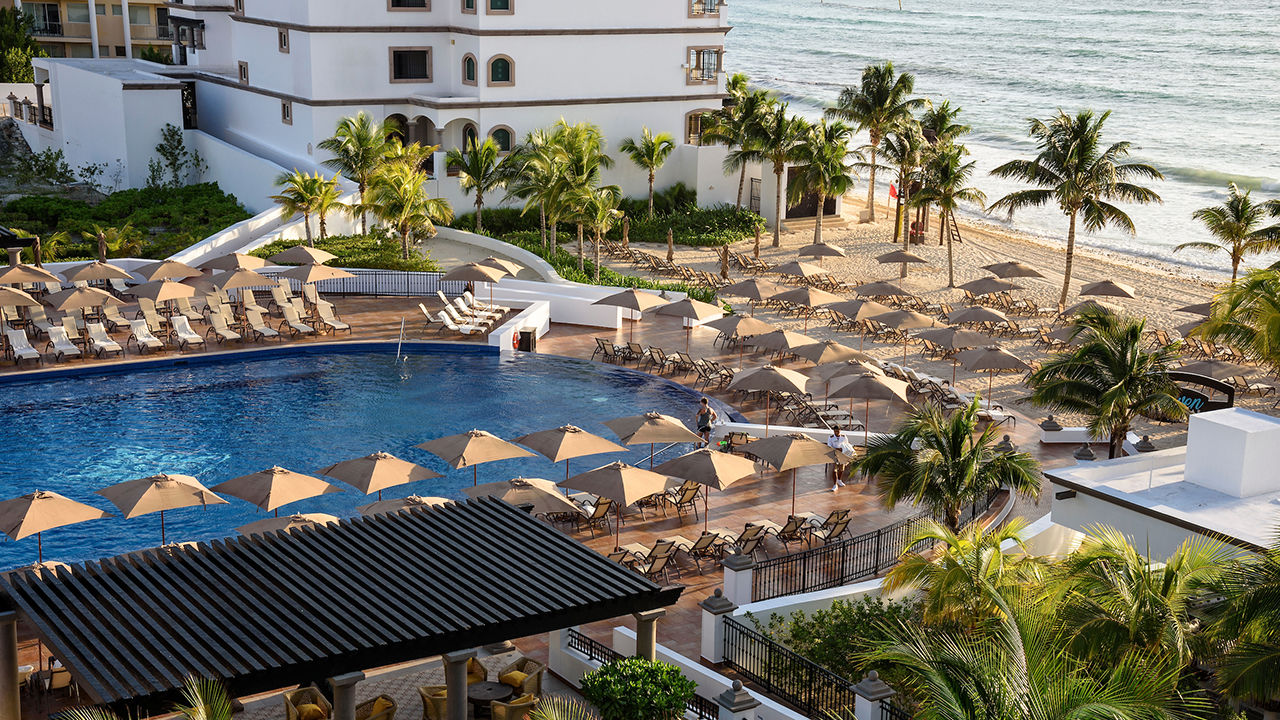 Hotel Review: Grand Residences Riviera Cancun