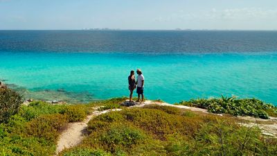 Off the coast of Cancun, Isla Mujeres makes for an easy and relaxing getaway. // © Cancun Tourist Board F