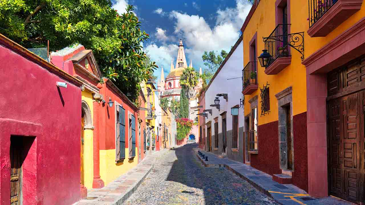 Luxury Travel in San Miguel de Allende: Top Restaurants, Hotels and More