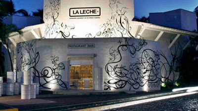 La Leche features a white and black interior and offers seasonal menu items. // © 2017 La Leche