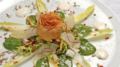 At upscale Cafe de Artistes, Chef Thierry Blouet impresses guests with artful dishes. // © 2014 Cafe de Artistes