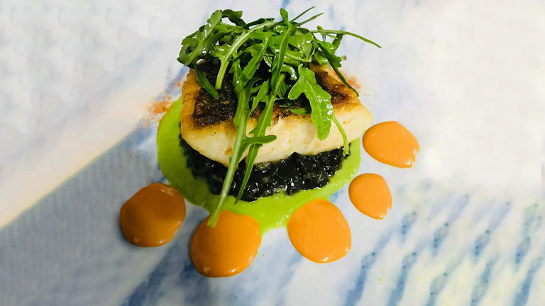 Find creative plating techniques at Casa 46.