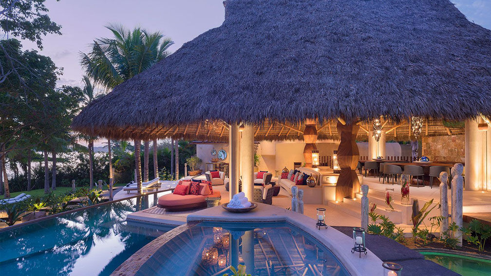 3 Smart Strategies for a Socially Distant Vacation in Mexico