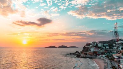 Mazatlan offers travelers with great seafood, wide beaches and fascinating culture.
