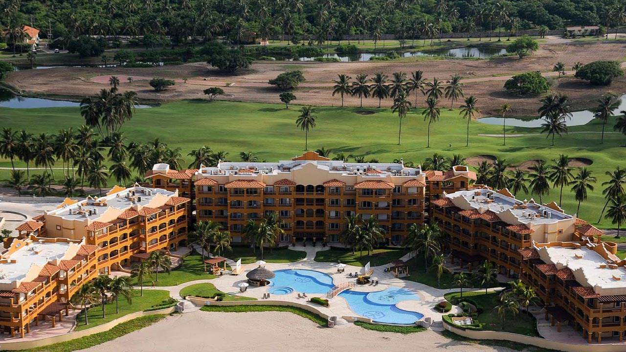 Hotel Review: Estrella del Mar