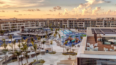 The property’s offerings and design cater to a diverse array of clientele. // © 2016 Royalton Riviera Cancun Resort & Spa 2