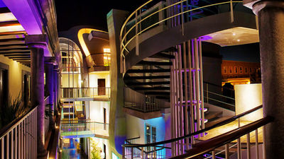The hotel features a sleek and contemporary design. // © 2013 The Jonathon Boutique Hotel 3