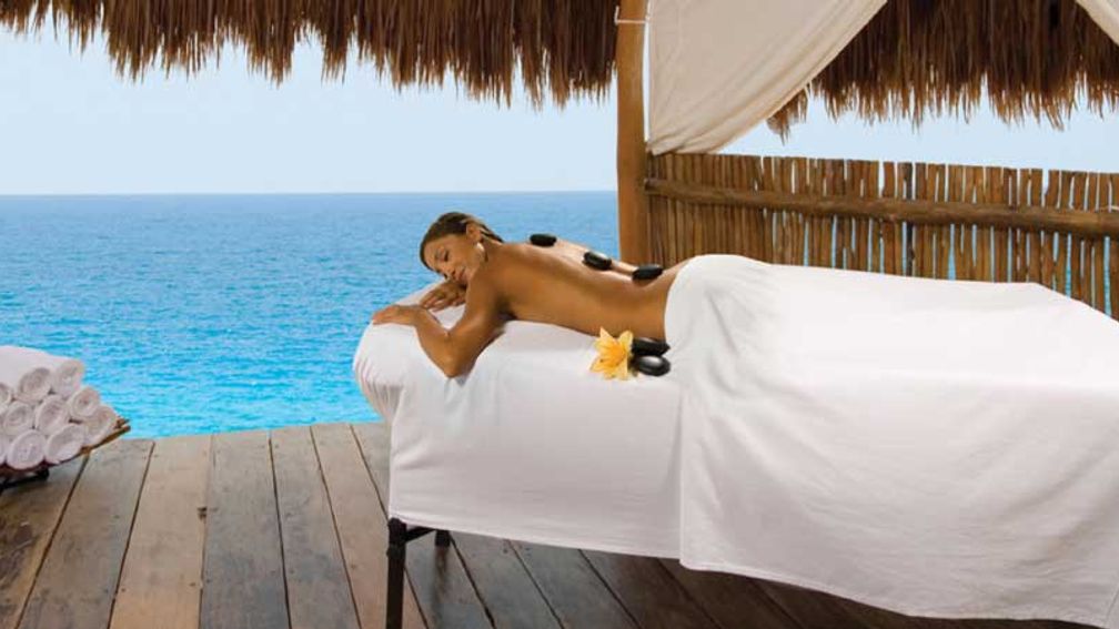 Some all-inclusive packages include spa treatments // © 2013 Cancun Travel 2