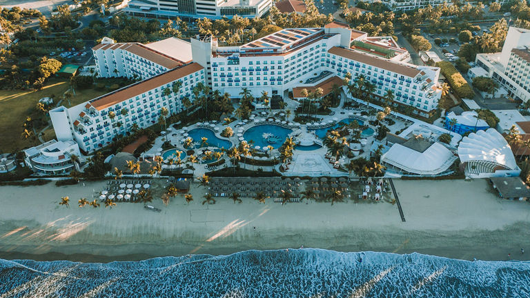 Hard Rock Hotel Vallarta offers special venues for families. Hard Rock Hotel Vallarta offers special venues for families.