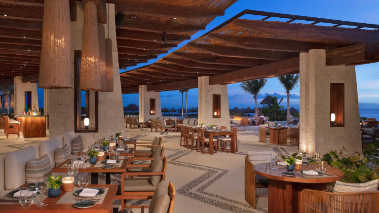 The resort’s nine eateries include the Seaside Grill.