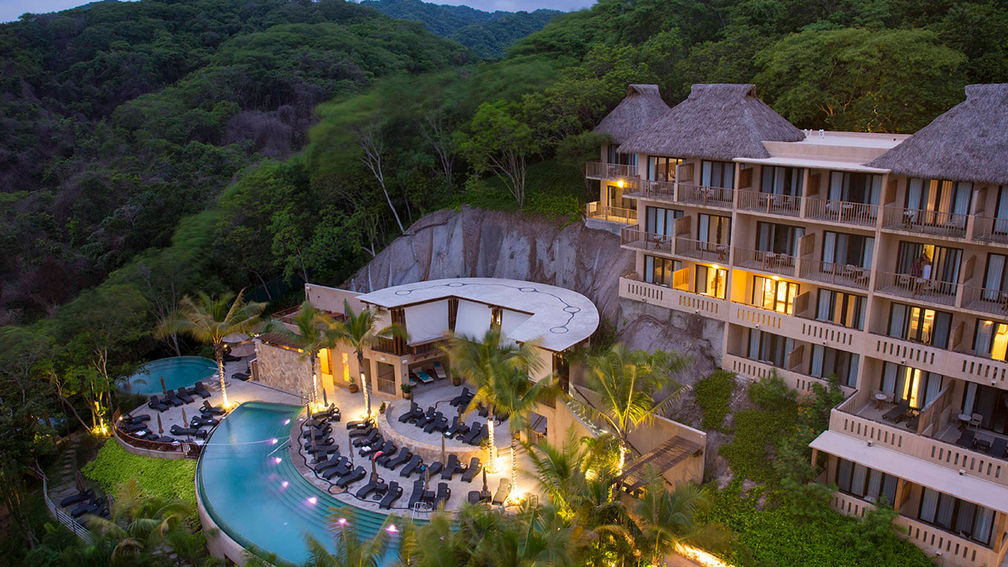 Hotel Review: Grand Sirenis Matlali Hills Resort & Spa
