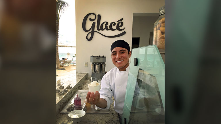 The hotel features an ice cream shop.