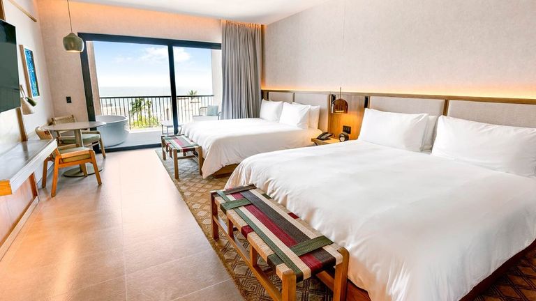 An Alcoba Ocean View room