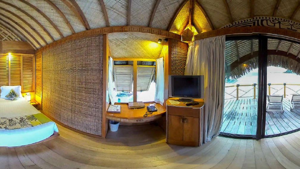 360-degree video allows users to virtually experience a space. // © 2016 Wasim Muklashy 2
