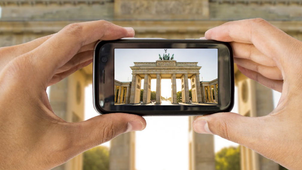 Travel agents can show off their expertise with destination-focused blog posts. // © 2014 Thinkstock 2