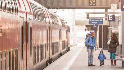 Millennial families are actively taking vacations. // © 2015 iStock