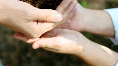 Tourism Cares Opens Registration for National Parks Volunteer Programs