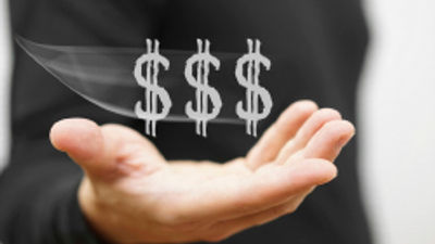ASTA Considers New Fee for Travel Agent Members