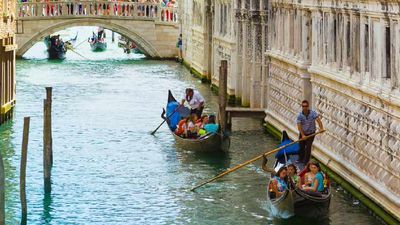 Bridge of Sighs in Venice, Italy, is just one stop on Insight and Uniworld’s 22-day La Serenissima trip. // © 2016 iStock 2