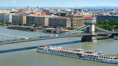 The river cruise ship will sail on the Danube through 2018. // © 2016 Crystal Cruises 2