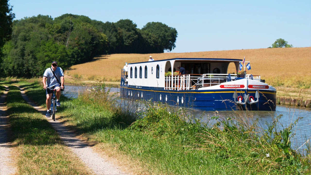 European Waterways is one of several brands that include bike rentals for cruisers.