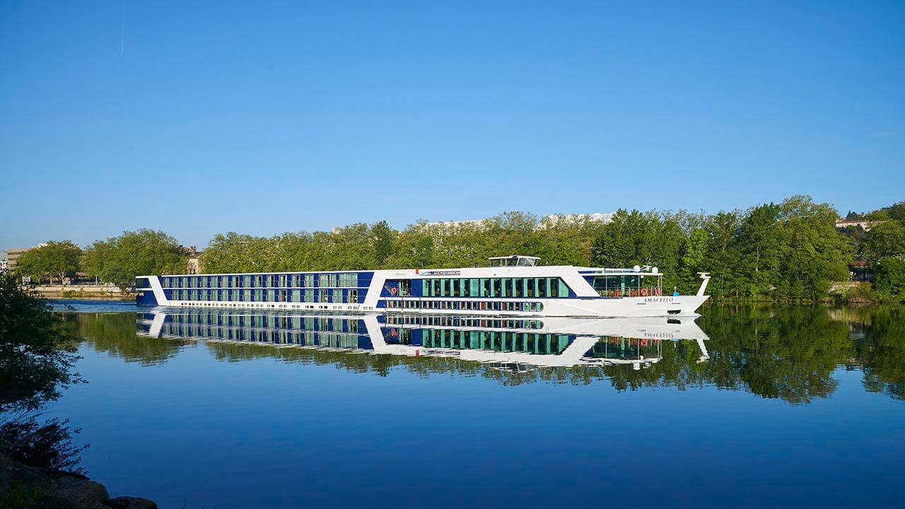 AmaWaterways Thanks First Responders With Opportunity for Free River Cruises