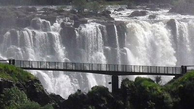 A new Africa itinerary from CroisiEurope features a day at Victoria Falls. // © 2016 iStock