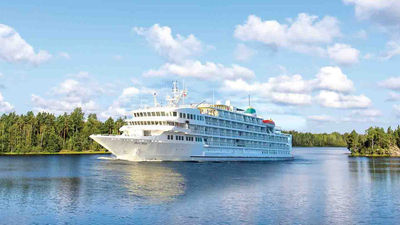 Pearl Seas Cruises’ Pearl Mist // © 2018 Pearl Seas Cruises
