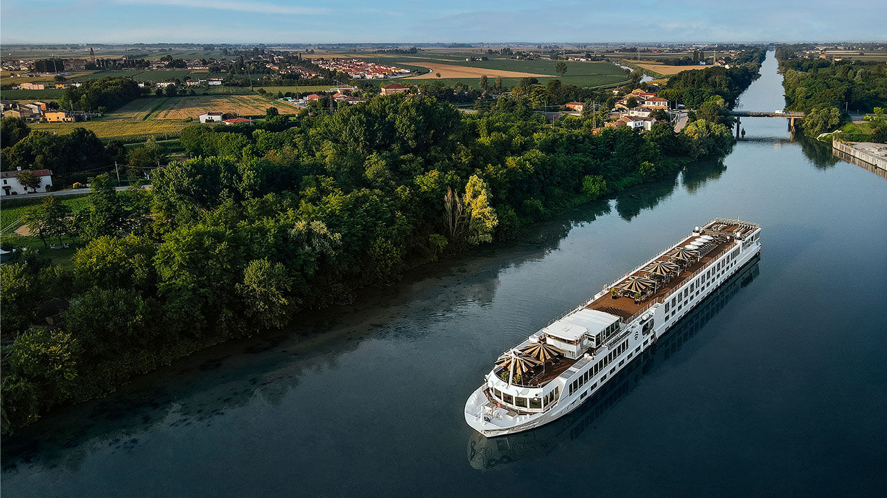 NewRiverboats2021_Hero