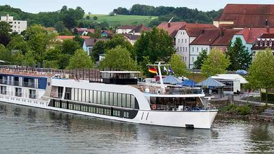 AmaWaterways’ new AmaViola ship was designed with families in mind and has six sets of adjoining cabins. // © 2016 AmaWaterways