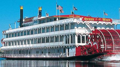 Queen of the West’s Columbia and Snake Rivers itineraries can be booked at $1,975 per person until June 1. // © 2016 American Cruise Lines