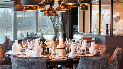 Be sure to book a seat at Amawaterways’ Chef’s Table in advance. // © 2018 AmaWaterways