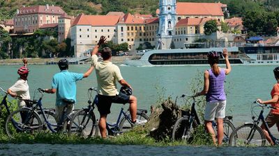 AmaWaterways reports that 13 percent of its bookings are solo travelers. // © 2014 AmaWaterways
