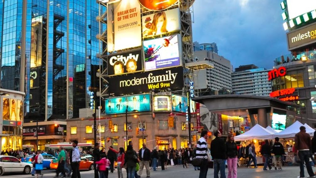 Yonge-Dunda Square, one of Toronto’s main centers // © 2013 Suranga Weeratunga 3