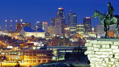 Kansas City is known as the “city of fountains.” // © 2015 iStock 2