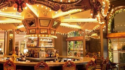 Carousel Bar & Lounge at Hotel Monteleone // © 2017 Hotel Monteleone 2