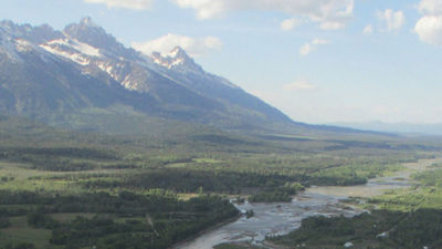 Visitors to Jackson Hole can take a helicopter tour // © 2014 Thinkstock 2