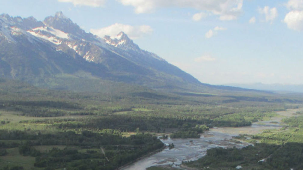 Visitors to Jackson Hole can take a helicopter tour // © 2014 Thinkstock 2
