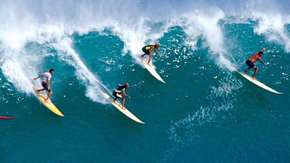 Surf vacations present a unique opportunity for travel agents. // © 2014 Thinkstock/Purestock 2
