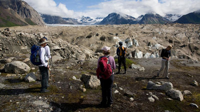 2 Great Options for Guided Hiking in Alaska
