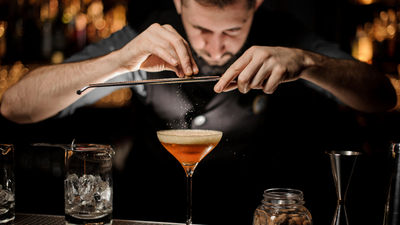 5 Boozy New Orleans Activities for Cocktail-Loving Travelers